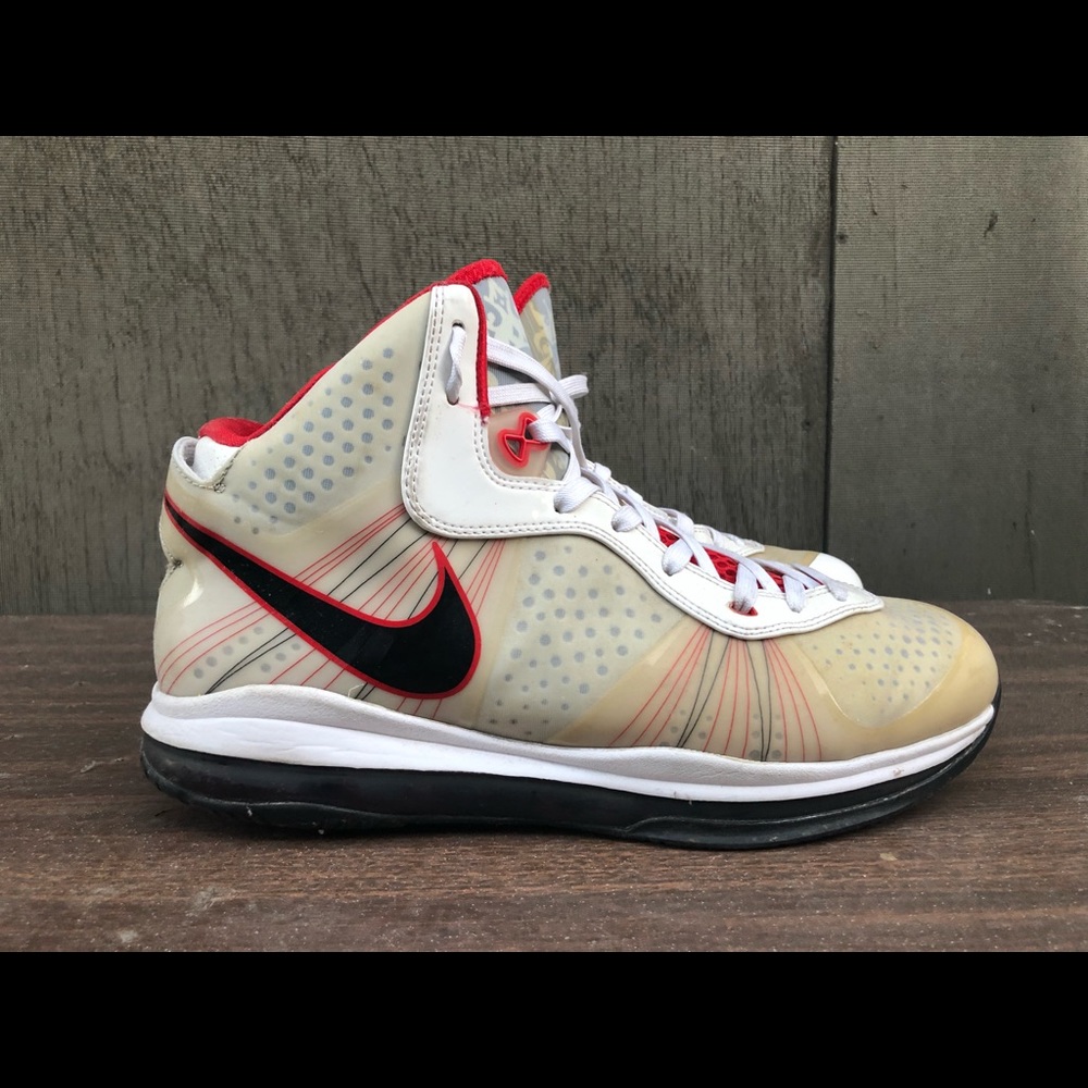Nike Air Max LeBron 8